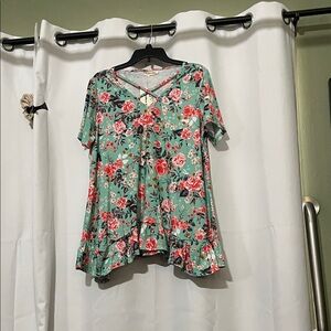 Chic Floral V-Neck Blouse in Green and Red